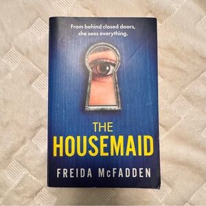The Housemaid by Freida McFadden 336 pages #1 bestseller paperback book
